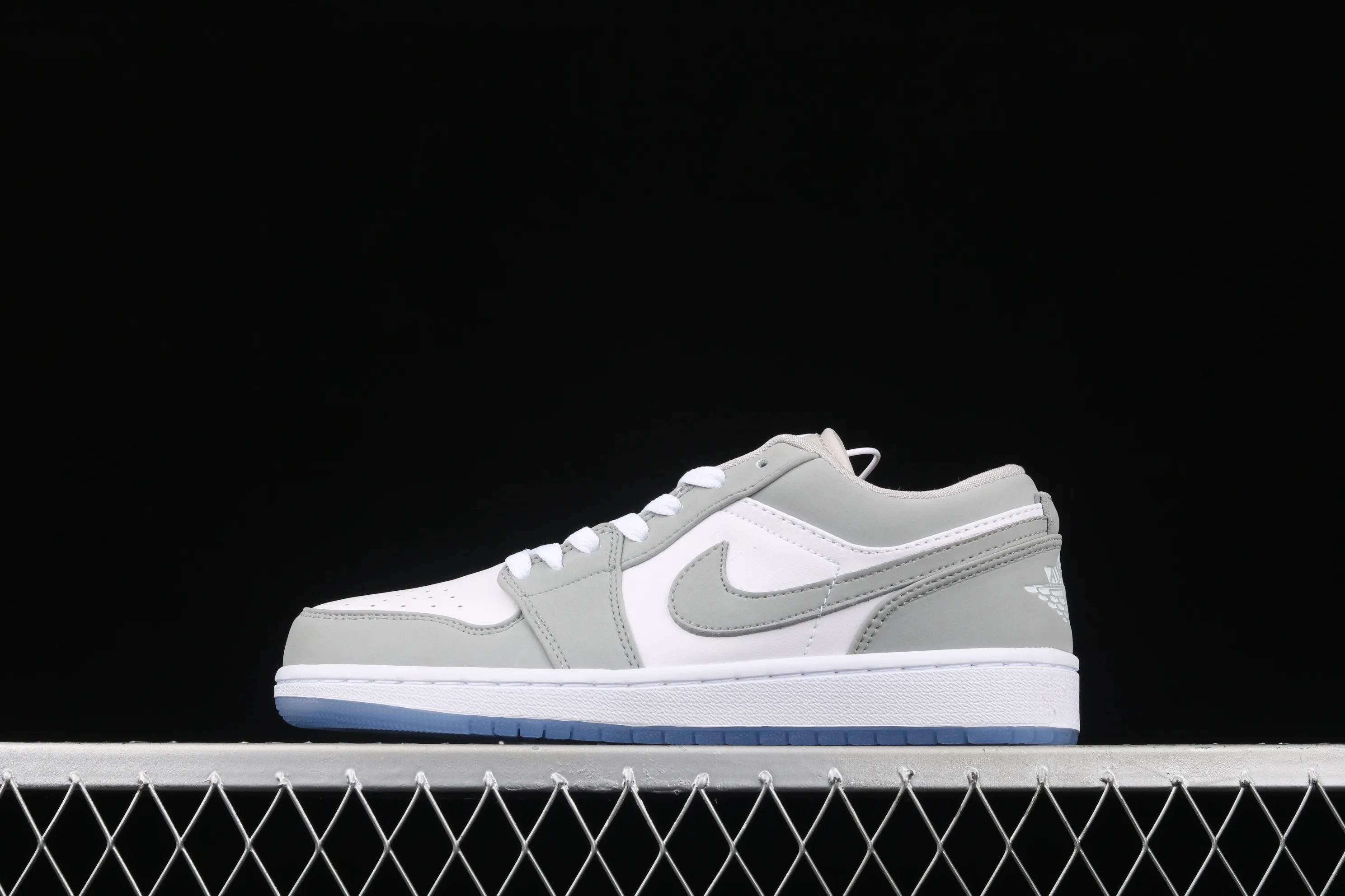 All Categories Air Jordan Jordan Series Basketball Shoes Air Jordan 1 Low Air Jordan 1 Low AJ1 Joe 1 Wolf Gray Low-top Cultural Leisure Sports Shoes DC0774-105